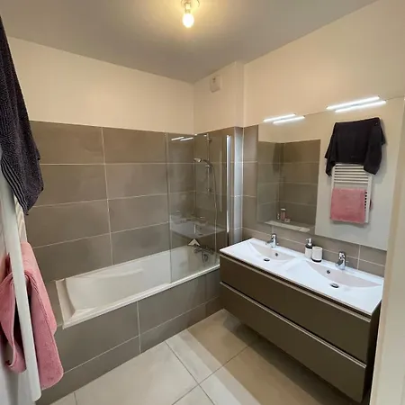 Large With Air Conditioning, Terrace And Parking